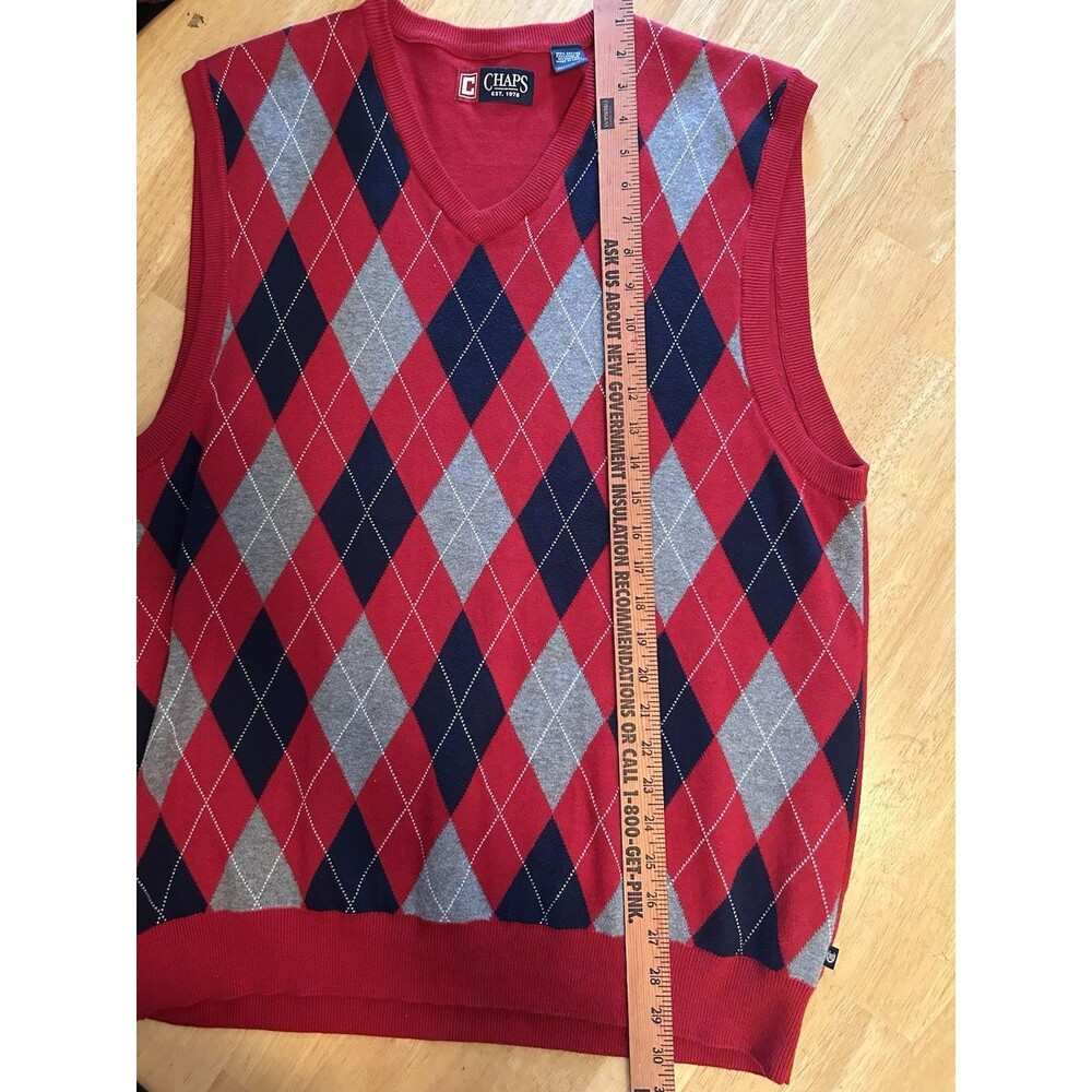 Chaps Mens XL Red Argyle Sweater Vest Cotton V Neck Preppy Golf Classic Dad Gift - Picture 10 of 13